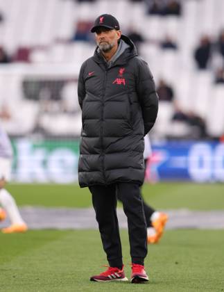 London, England, 26th April 2023. Jurgen Klopp, Manager of Liverpool during the Premier League match at the London Stadium, London. Picture credit should read: Paul Terry Sportimage EDITORIAL USE ONLY. No use with unauthorised audio, video, data, fixture lists, club league logos or live services. Online in-match use limited to 120 images, no video emulation. No use in betting, games or single club league player publications. SPI-2394-0073