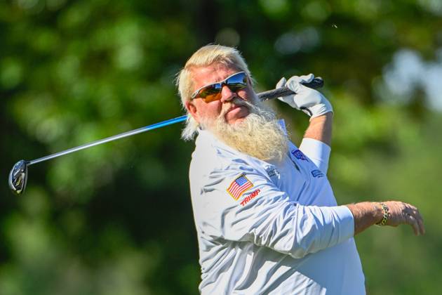 THE WOODLANDS, TX - APRIL 30: John Daly hits his second shot on 1 during Rd3 of the Insperity Invitational at The Woodlands Country Club Tournament Course on April 30, 2023 in The Woodlands, Texas. (Photo by Ken Murray Icon Sportswire) GOLF: APR 30 PGA, Golf Herren Tour Champions Insperity Invitational EDITORIAL USE ONLY Icon230430001