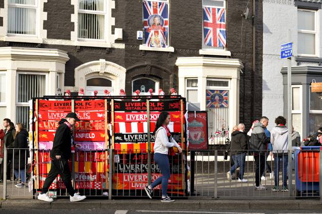 Liverpool, England, 3rd May 2023. Fans gather outside Anfield ahead of the Premier League match at Anfield, Liverpool. Picture credit should read: Gary Oakley Sportimage EDITORIAL USE ONLY. No use with unauthorised audio, video, data, fixture lists, club league logos or live services. Online in-match use limited to 120 images, no video emulation. No use in betting, games or single club league player publications. SPI-2418-0002