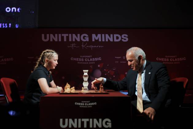 (230506) -- BUCHAREST, May 6, 2023 -- Former World Chess Champion Garry Kasparov (R) makes the first symbolic move during the official opening ceremony of Grand Chess Tour 2023 in Bucharest, Romania, May 5, 2023. (Photos by Xinhua) (SP)ROMANIA-BUCHAREST-CHESS-GRAND TOUR CristianxCristel