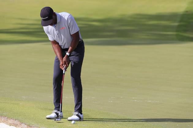 DULUTH, GA - MAY 07: Timothy O Neal puts on the 128th green during the final round of the PGA, Golf Herren Tour Champions Mitsubishi Electric Classic on May 7, 2023 at TPC Sugarloaf in Duluth, Georgia. (Photo by David J. Griffin Icon Sportswire) GOLF: MAY 07 PGA Tour Champions Mitsubishi Electric Classic EDITORIAL USE ONLY Icon9532305071020