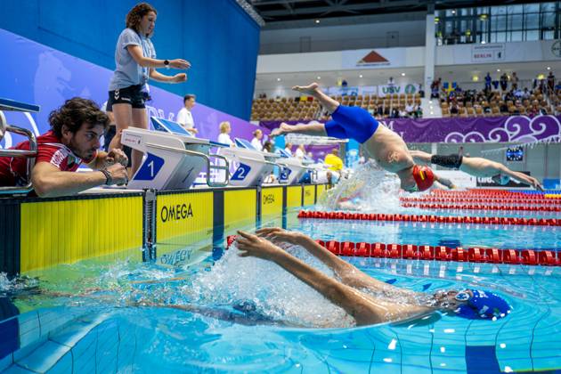 Swimming Berlin 11 05 2023 Para Swimming IDM 2023 Vincenzo Boni ITA Start Josia Topf GER hi