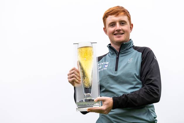GOLF - Goesser Open 2023 MARIA LANKOWITZ,AUSTRIA,13.MAY.23 - GOLF - Alps Tour, Goesser Open, GC Erzherzog Johann, award ceremony. Image shows Ronan Mullarney (IRL). Keywords: trophy.  GEPAxpictures xMaticxKlansek