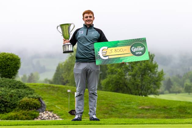 GOLF - Goesser Open 2023 MARIA LANKOWITZ,AUSTRIA,13.MAY.23 - GOLF - Alps Tour, Goesser Open, GC Erzherzog Johann, award ceremony. Image shows Ronan Mullarney (IRL). Keywords: trophy.  GEPAxpictures xMaticxKlansek