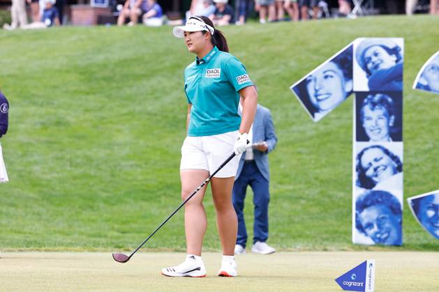 CLIFTON, NJ - MAY 13: Hae Ran Ryu of South Korea on the 1st tee during the third round of the LPGA, Golf Damen Cognizant Founders Cup at Upper Montclair Country Club on May 13, 2023 in Clifton, New Jersey. (Photo by Rich Graessle Icon Sportswire) GOLF: MAY 13 LPGA Cognizant Founders Cup EDITORIAL USE ONLY Icon23051315474