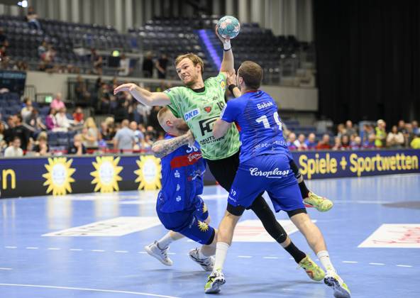 v l Tom Kare NIKOLAISEN BHC , Mathias GIDSEL B , Tomas BABAK BHC throw, action, duel, Handball 1 Bundesliga, 30 Matchday, Bergischer HC BHC Fuechse Berlin B 34 30, on 14 05 2023 in Duesseldorf Germany ÃÂ