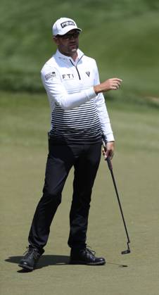 Corey Conners gestures after missing a birdie put on the 13th hole during the first round of the 2023 PGA, Golf Herren Championship at Oakwood Country Club in Rochester,New York on Thursday, May 18, 2023.  PGA20230518103 AARONxJOSEFCZYK