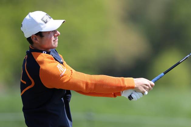 Victor Hovland watches his tee shot on the 12th hole during the first round of the 2023 PGA, Golf Herren Championship at Oakwood Country Club in Rochester,New York on Thursday, May 18, 2023.  PGA20230518119 AARONxJOSEFCZYK