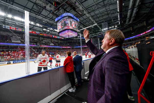 RIGA, LATVIA MAY 22 Lawson Crouse of Canada changes his gloves on the fly during the 2023 IIHF Ice Hockey World Championship Finland Latvia game between Canada and Norway at Arena Riga on May 22, 2023 in Riga, Latvia Riga Arena Riga Latvia  Copyright: xJustPictures.ch AndreaxBrancax