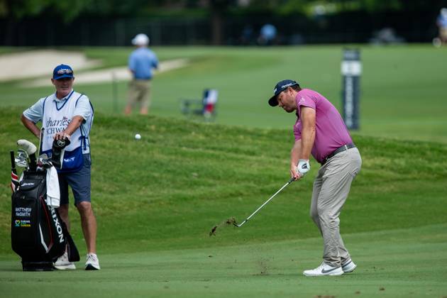FORTH WORTH, TX - MAY 25: Matt NeSmith of United States hits his second shot on hole 3 during the first round of the Charles Schwab Challenge on May 24, 2023, at Colonial Country Club in Fort Worth, Texas. (Photo by Aric Becker Icon Sportswire) GOLF: MAY 25 PGA, Golf Herren - Charles Schwab Challenge EDITORIAL USE ONLY Icon230525132