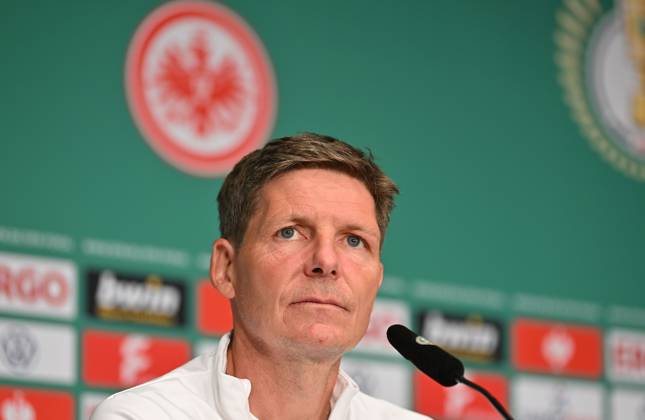 02 06 2023, xfux, football DFB Cup final 2023, Eintracht Frankfurt training and press conference before the match RB Leipzig Eintracht Frankfurt, emonline, emspor, v l coach Oilver Glasner Eintracht Frankfurt zautz Berlin.