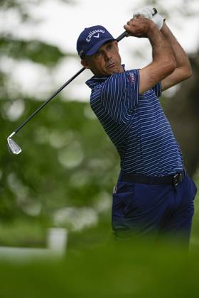 June 9, 2023, TORONTO, ON, CANADA: Jonathan Byrd tees off on the eighteenth hole during the second round of the Canadian Open in Toronto on Friday, June 9, 2023. Canada News - June 9, 2023  - ZUMAc35_ 20230609_zaf_c35_157 Copyright: xAndrewxLahodynskyjx