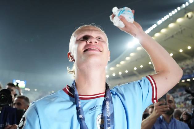 Erling Haland of Manchester City celebrates the victory of UEFA Champions League trophy at the end of the Uefa Champions League Final match between Manchester City and FC Internazionale at Ataturk Olympic Stadium Istanbul Turkey on 10 June 2023. Istanbul Ataturk Olympic Stadium Istanbul Turkey Copyright: xGiuseppexMaffiax SP24-672-189