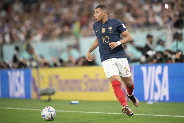 France v Poland - Round of 16 - FIFA World Cup, WM, Weltmeisterschaft, Fussball Doha Kylian Mbappe of France in action during the FIFA World Cup Qatar 2022 Round of 16 match between France v Poland at Al Thumama Stadium on December 04, 2022 in Doha, Qatar. Photo by David Niviere ABACAPRESS.COM DOHA Qatar Copyright: xNivierexDavid ABACAPRESS.COMx 834123_064 NivierexDavid ABACAPRESS.COMx 834123_064