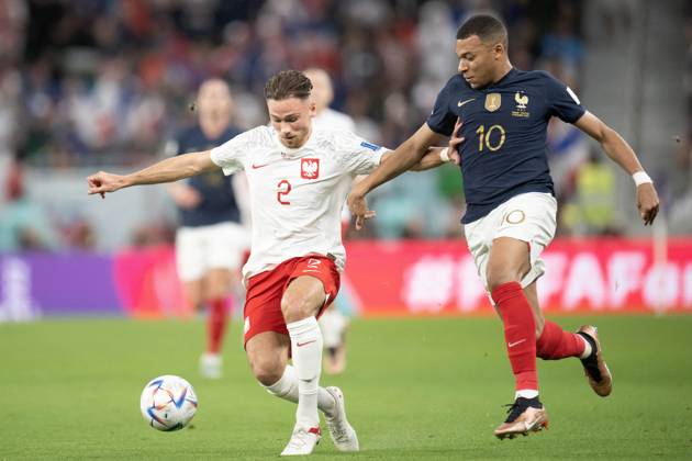 France v Poland - Round of 16 - FIFA World Cup, WM, Weltmeisterschaft, Fussball Doha Kylian Mbappe of France in action during the FIFA World Cup Qatar 2022 Round of 16 match between France v Poland at Al Thumama Stadium on December 04, 2022 in Doha, Qatar. Photo by David Niviere ABACAPRESS.COM DOHA Qatar Copyright: xNivierexDavid ABACAPRESS.COMx 834123_066 NivierexDavid ABACAPRESS.COMx 834123_066