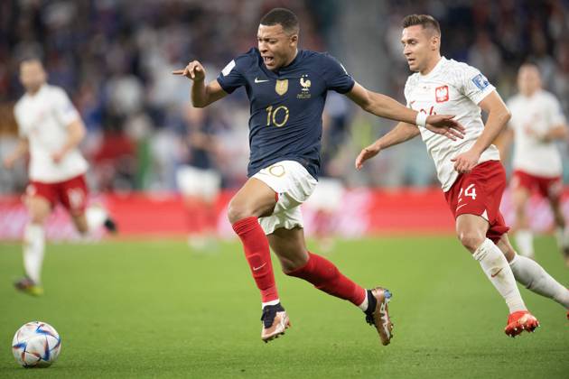 France v Poland - Round of 16 - FIFA World Cup, WM, Weltmeisterschaft, Fussball Doha Kylian Mbappe of France in action during the FIFA World Cup Qatar 2022 Round of 16 match between France v Poland at Al Thumama Stadium on December 04, 2022 in Doha, Qatar. Photo by David Niviere ABACAPRESS.COM DOHA Qatar Copyright: xNivierexDavid ABACAPRESS.COMx 834123_070 NivierexDavid ABACAPRESS.COMx 834123_070