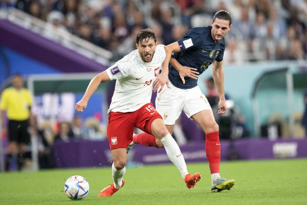 France v Poland - Round of 16 - FIFA World Cup, WM, Weltmeisterschaft, Fussball Doha Adrien Rabiot of France in action during the FIFA World Cup Qatar 2022 Round of 16 match between France v Poland at Al Thumama Stadium on December 04, 2022 in Doha, Qatar. Photo by David Niviere ABACAPRESS.COM DOHA Qatar Copyright: xNivierexDavid ABACAPRESS.COMx 834123_073 NivierexDavid ABACAPRESS.COMx 834123_073