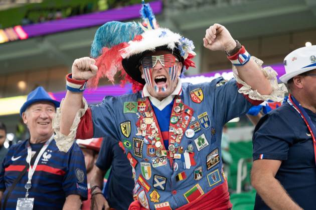 France v Poland - Round of 16 - FIFA World Cup, WM, Weltmeisterschaft, Fussball Doha Fan of France in action during the FIFA World Cup Qatar 2022 Round of 16 match between France v Poland at Al Thumama Stadium on December 04, 2022 in Doha, Qatar. Photo by David Niviere ABACAPRESS.COM DOHA Qatar Copyright: xNivierexDavid ABACAPRESS.COMx 834123_076 NivierexDavid ABACAPRESS.COMx 834123_076