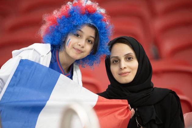 France v Poland - Round of 16 - FIFA World Cup, WM, Weltmeisterschaft, Fussball Doha Fans of France in action during the FIFA World Cup Qatar 2022 Round of 16 match between France v Poland at Al Thumama Stadium on December 04, 2022 in Doha, Qatar. Photo by David Niviere ABACAPRESS.COM DOHA Qatar Copyright: xNivierexDavid ABACAPRESS.COMx 834123_080 NivierexDavid ABACAPRESS.COMx 834123_080