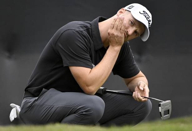 Wyndham Clark waits to putt on the 17th green during the second round of the 2023 U.S. Open Golf Championship at the Los Angeles Country Club in Los Angeles on Friday, June 16, 2023.  LAP20230616223 ALEXxGALLARDO
