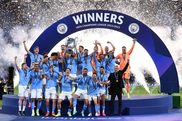 Soccer Champions League Final Manchester City Inter Milan on 10 06 2023 at Ataturk Olympic Stadium in Istanbul Award Ceremony Cup Presentation Champions League Winner 2023 Manchester City Kevin de Bruyne Manchester , Manuel Akanji Manchester , Sergio Gomez Manchester , John Stones Manchester , Julian Alvarez Manchester , Ilkay Gündogan Manchester , Jack Grealish Manchester , Kyle Walker Manchester , Bernardo Silva Manchester , Josep Pep Guardiola coach head coach Manchester , Ederson Manchester , Stefan Ortega Manchester , Rodri Manchester , Erling Haaland Manchester , Phil Foden Manchester , Kalvin Phillips Manchester , Nathan Ake Manchester , Cole Palmer Manchester , Rico Lewis Manchester trophy cup handle pot xHDJPGx