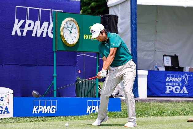 SPRINGFIELD, NJ - JUNE 19: Harukyo Nomura of Japan tees off at the 1st tee during practice for the LPGA, Golf Damen KPMG Women™s PGA, Golf Herren Championship on June 19, 2023 at Baltusrol Golf Club (Lower Course) in Springfield, New Jersey. (Photo by Rich Graessle Icon Sportswire) GOLF: JUN 19 LPGA KPMG Women™s PGA Championship EDITORIAL USE ONLY Icon23061918152