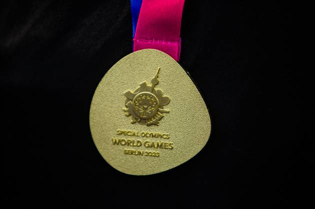 SPECIAL OLYMPICS - World Summer Games 2023 BERLIN,GERMANY,21.JUN.23 - SPECIAL OLYMPICS - World Summer Games 2023, cycling. Image shows feature with the medal.  GEPAxpictures xGintarexKarpaviciute