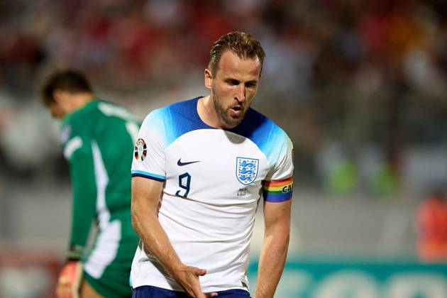TA™ QALI, MALTA - JUNE 16: England national soccer team captain Harry Kane celebrates scoring a penalty during the UEFA EURO, EM, Europameisterschaft,Fussball 2024 European qualifying soccer match between Malta and England at the National Stadium, Ta™ Qali, Malta, on 16 June 2023. Malta v England - UEFA EURO 2024 European Qualifier