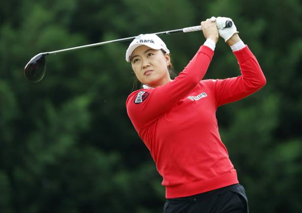 Minjee Lee of Australia hits her tee shot on the 14th hole in the first round of the KPMG Women s PGA, Golf Herren Championship at Baltusrol Golf Club in Springfield, NJ on Thursday, June 22, 2023.  NYP20230622104 JohnxAngelillo