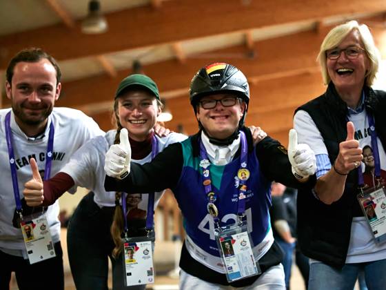 Cornelius Geitner, SO Germany, Level A english working trails with his family and friends Special Olympics World Games Berlin 2023, Messe Berlin, Olympiapark, 18 06 25 06 2023 Special Olympics Wolrd Games Berlin 2023, Messe Berlin, 18 06 25 06 2023 Berlin Copyright: xEibner-Pressefoto StephaniexZerbx EP_SZE