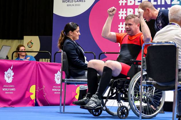 Special Olympics World Games In Berlin 2023 - Day 7 A powerlifting athlete from Iceland who mobilizes on wheelchair competes cheers after dead lift competitin during the Special Olympics Summer World Games Berlin 2023 in Messe Conference Centrein the center of Berlin, Germany on June 23, 2023. The 2023 Berlin Games hosts 7000 athletes with learning disabilities from nearly 190 countries. Special Olympics is an international charity which aims to include individuals with learning disabilities into the realm of olympic sports. Berlin 2023 is the biggest sporting as well as charitable event of 2023. Berlin Berlin Germany  Copyright: xDominikaxZarzyckax originalFilename:zarzycka-specialo230623_npMcd.jpg