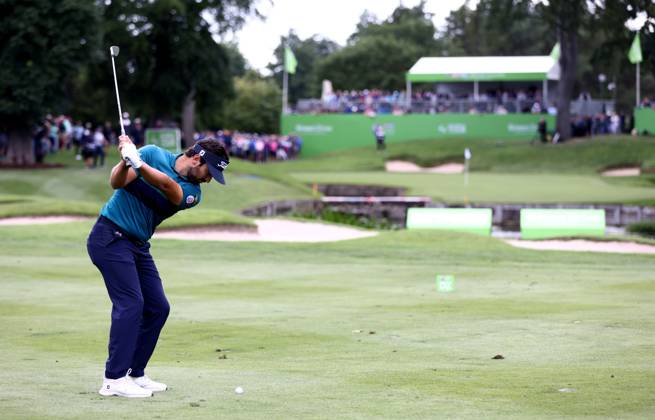 Mandatory Credit: Photo by James Marsh Shutterstock (13987425bj) Antonie Rozner of France puts a ball into the water on the 10th hole. Betfred British Masters, Day Three, Golf, The Belfry Golf Club, Sutton Coldfield, UK - 01 Jul 2023 Betfred British Masters, Day Three, Golf, The Belfry Golf Club, Sutton Coldfield, UK - 01 Jul 2023 Copyright: xJamesxMarsh Shutterstockx 13987425bj
