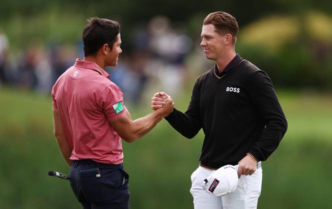 Mandatory Credit: Photo by James Marsh Shutterstock (13987427bc) Daniel Hillier of New Zealand shakes hands with Rhys Enoch of Wales on the 18th hole. Betfred British Masters, Day Four, Golf, The Belfry Golf Club, Sutton Coldfield, UK - 02 Jul 2023 Betfred British Masters, Day Four, Golf, The Belfry Golf Club, Sutton Coldfield, UK - 02 Jul 2023 Copyright: xJamesxMarsh Shutterstockx 13987427bc