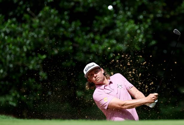 Mandatory Credit: Photo by James Marsh Shutterstock (13995950w) Cameron Smith of Australia and team Ripper GC plays from a bunker during his round. LIV Golf Invitational London, Day Three, Golf, Centurion Club, Hemel Hempstead, UK - 09 Jul 2023 LIV Golf Invitational London, Day Three, Golf, Centurion Club, Hemel Hempstead, UK - 09 Jul 2023 Copyright: xJamesxMarsh Shutterstockx 13995950w
