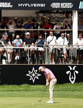 Mandatory Credit: Photo by James Marsh Shutterstock (13995950ak) Cameron Smith of Australia and team Ripper GC during his round. LIV Golf Invitational London, Day Three, Golf, Centurion Club, Hemel Hempstead, UK - 09 Jul 2023 LIV Golf Invitational London, Day Three, Golf, Centurion Club, Hemel Hempstead, UK - 09 Jul 2023 Copyright: xJamesxMarsh Shutterstockx 13995950ak