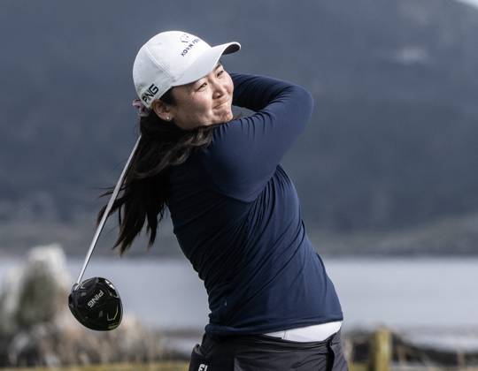 Allison Corpuz of Kapolei, Hawaii tees off on the 18th hole in the final round of the Women s U.S. Open in Pebble Beach, California on Sunday, July 9, 2023. Corpuz won the Open with a 9 under par 279.  PBP2023070919 TERRYxSCHMITT