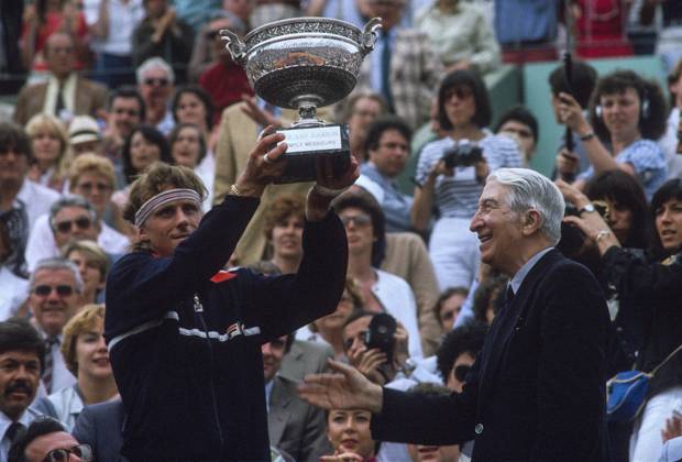 French Tennis Open - Files Former tennis legend RenÃ Lacoste congratulates Sweden s Bjorn Borg winner of the Final of the French Tennis Open against Czech Republic Ivan Lendl In Roland-Garros Stadium, Paris, France on May 25th, 1981 Photo by Henri Szwarc ABACAPRESS.COM Paris Paris France  Copyright: xSzwarcxHenri ABACAx 501187_006 SzwarcxHenri ABACAx 501187_006