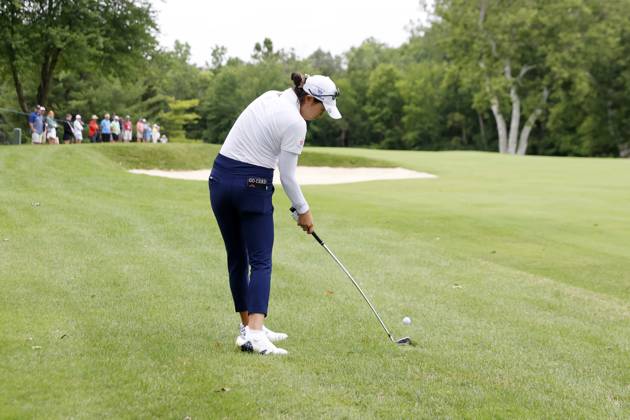 SYLVANIA, OH - JULY 13: LPGA, Golf Damen golfer Rose Zhang plays her second shot on the 16th hole during the first round of the Dana Open on July 13, 2023, at Highland Meadows Golf Club in Sylvania, Ohio. (Photo by Brian Spurlock Icon Sportswire) GOLF: JUL 13 LPGA Dana Open EDITORIAL USE ONLY Icon230713013