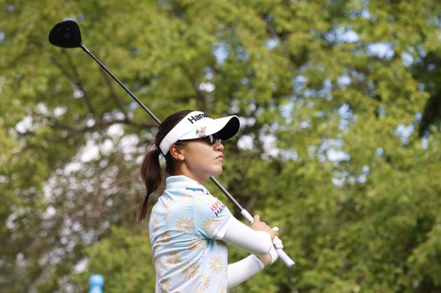SYLVANIA, OH - JULY 13: LPGA, Golf Damen golfer Lydia Ko plays her tee shot on the 17th hole during the first round of the Dana Open on July 13, 2023, at Highland Meadows Golf Club in Sylvania, Ohio. (Photo by Brian Spurlock Icon Sportswire) GOLF: JUL 13 LPGA Dana Open EDITORIAL USE ONLY Icon230713093