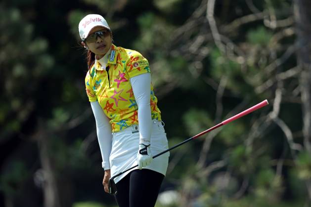 Dana Open Pornanong Phatlun of Thailand tees off on the second hole during Day Two of the Dana Open at Highland Meadows Golf Club in Sylvania, Ohio USA, on Friday, July 14, 2023. Sylvania Ohio United States  Copyright: xJorgexLemusx originalFilename:lemus-danaopen230714_npzOn.jpg