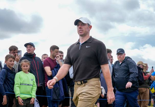 Mandatory Credit: Photo by Stuart Wallace Shutterstock (14003897j) Rory McIlroy (NIR) walks to the 3rd tee during the 3rd round. Genesis Scottish Open, Day Three, Golf, The Renaissance Club, North Berwick, UK - 15 Jul 2023 Genesis Scottish Open, Day Three, Golf, The Renaissance Club, North Berwick, UK - 15 Jul 2023 Copyright: xStuartxWallace Shutterstockx 14003897j
