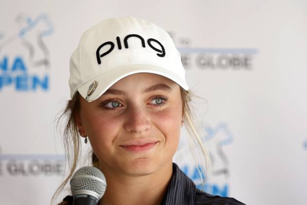 SYLVANIA, OH - JULY 15: Amateur golfer Mia Hammond does an interview after finishing her final round of the Dana Open on July 16, 2023, at Highland Meadows Golf Club in Sylvania, Ohio. (Photo by Brian Spurlock Icon Sportswire) GOLF: JUL 15 LPGA, Golf Damen Dana Open EDITORIAL USE ONLY Icon230716037