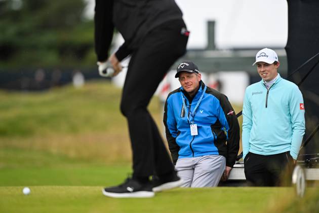Mandatory Credit: Photo by Greig Cowie Shutterstock (14012011bg) Matt Fitzpatrick watches playing partner Haydn Barron tee off on the second tee The British Open Championship, Practice, Golf, Royal Liverpool Golf Club, Liverpool, UK - 17 Jul 2023 The British Open Championship, Practice, Golf, Royal Liverpool Golf Club, Liverpool, UK - 17 Jul 2023 Copyright: xGreigxCowie Shutterstockx 14012011bg