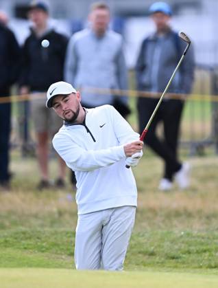 Mandatory Credit: Photo by Greig Cowie Shutterstock (14012011bu) Alan Fitzpatrick on the 1st Green The British Open Championship, Practice, Golf, Royal Liverpool Golf Club, Liverpool, UK - 17 Jul 2023 The British Open Championship, Practice, Golf, Royal Liverpool Golf Club, Liverpool, UK - 17 Jul 2023 Copyright: xGreigxCowie Shutterstockx 14012011bu
