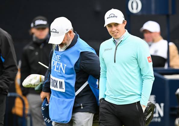 Mandatory Credit: Photo by Greig Cowie Shutterstock (14012011y) Matt Fitzpatrick with Caddy Billy Foster on the 3rd fairway The British Open Championship, Practice, Golf, Royal Liverpool Golf Club, Liverpool, UK - 17 Jul 2023 The British Open Championship, Practice, Golf, Royal Liverpool Golf Club, Liverpool, UK - 17 Jul 2023 Copyright: xGreigxCowie Shutterstockx 14012011y
