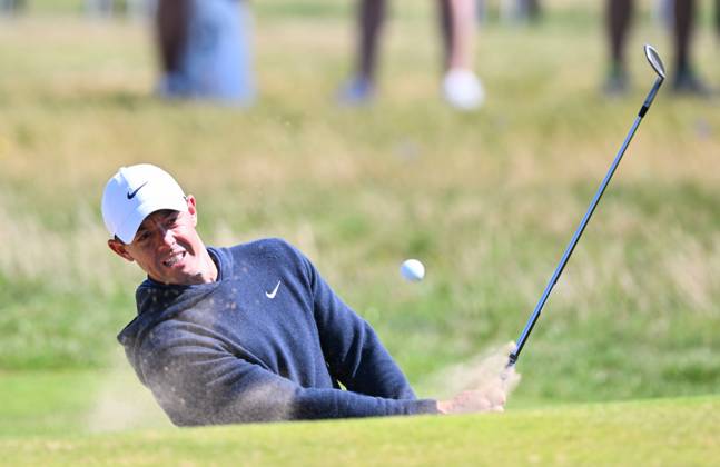 Mandatory Credit: Photo by Greig Cowie Shutterstock (14012011ew) Rory McIlroy on the 1st Green from a bunker The British Open Championship, Practice, Golf, Royal Liverpool Golf Club, Liverpool, UK - 17 Jul 2023 The British Open Championship, Practice, Golf, Royal Liverpool Golf Club, Liverpool, UK - 17 Jul 2023 Copyright: xGreigxCowie Shutterstockx 14012011ew