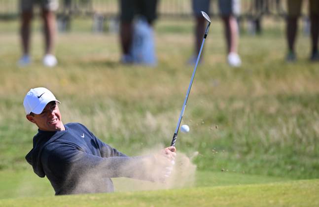 Mandatory Credit: Photo by Greig Cowie Shutterstock (14012011fa) Rory McIlroy on the 1st Green from a bunker The British Open Championship, Practice, Golf, Royal Liverpool Golf Club, Liverpool, UK - 17 Jul 2023 The British Open Championship, Practice, Golf, Royal Liverpool Golf Club, Liverpool, UK - 17 Jul 2023 Copyright: xGreigxCowie Shutterstockx 14012011fa