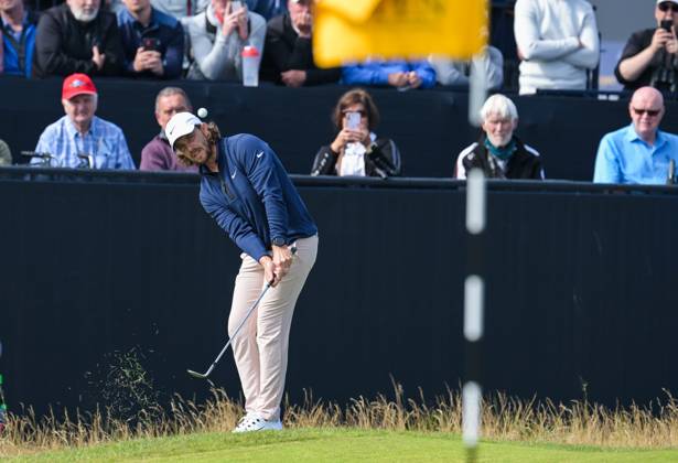 Mandatory Credit: Photo by Greig Cowie Shutterstock (14015622ao) Tommy Fleetwood chips onto the 1st Green The British Open Championship, Day One, Golf, Royal Liverpool Golf Club, Liverpool, UK - 20 Jul 2023 The British Open Championship, Day One, Golf, Royal Liverpool Golf Club, Liverpool, UK - 20 Jul 2023  Copyright: xGreigxCowie Shutterstockx 14015622ao