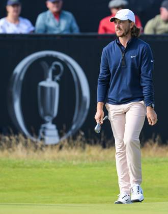 Mandatory Credit: Photo by Greig Cowie Shutterstock (14015622ar) Tommy Fleetwood on the 1st Green The British Open Championship, Day One, Golf, Royal Liverpool Golf Club, Liverpool, UK - 20 Jul 2023 The British Open Championship, Day One, Golf, Royal Liverpool Golf Club, Liverpool, UK - 20 Jul 2023  Copyright: xGreigxCowie Shutterstockx 14015622ar