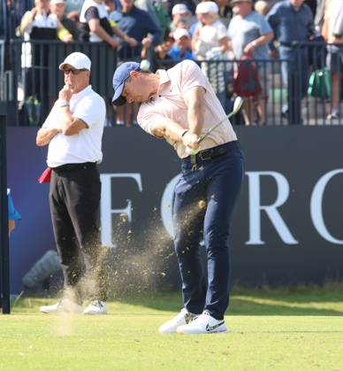 Northern Ireland s Rory Mcllroy drives on the fourth tee on the first day at the 151st Open Championship at Royal Liverpool Golf Club in Hoylake, England on Thursday, July 20, 2023.  LON20230720112 HUGOxPHILPOTT